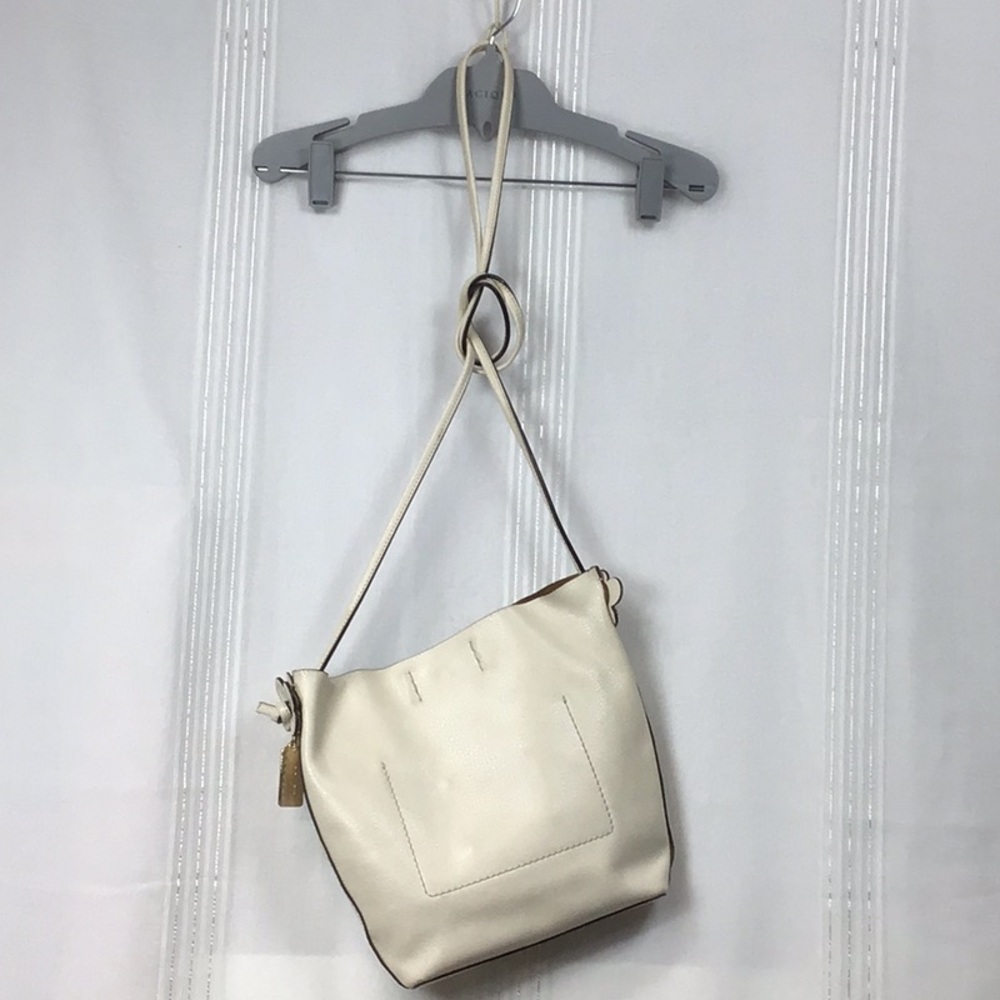 Coach ‘Derby’ Chalk Pebble Leather Crossbody with Gold Accents - Picture 3 of 12